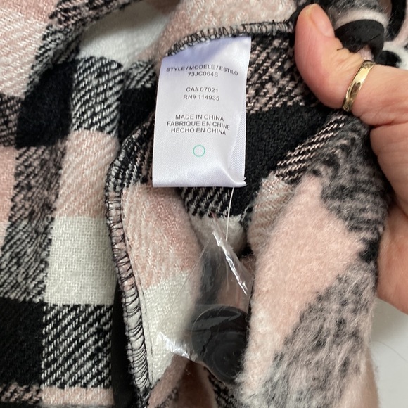 ❗️SOLD❗️RD Style Conscious Shacket Size L - Picture 7 of 8